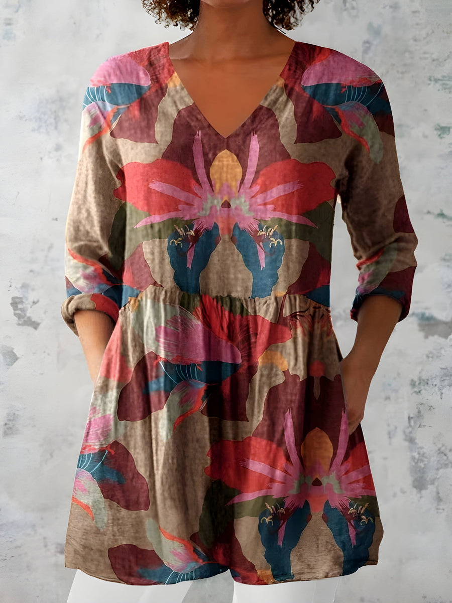 Cassidy printed long blouse with V-neckline and long sleeves