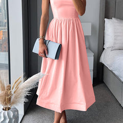 U neckline and skirt detail