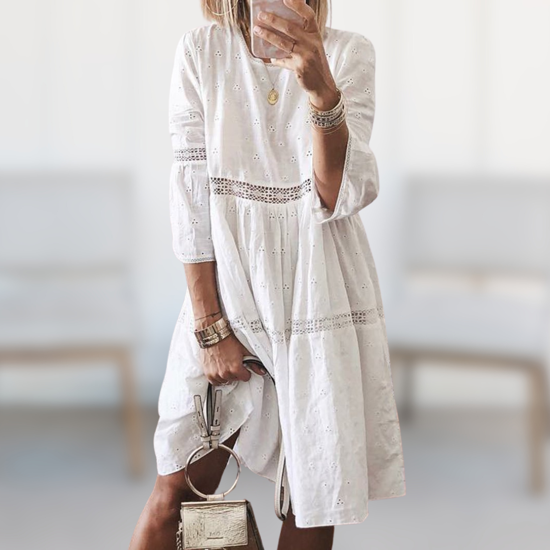 Relaxed tiered skirt detail