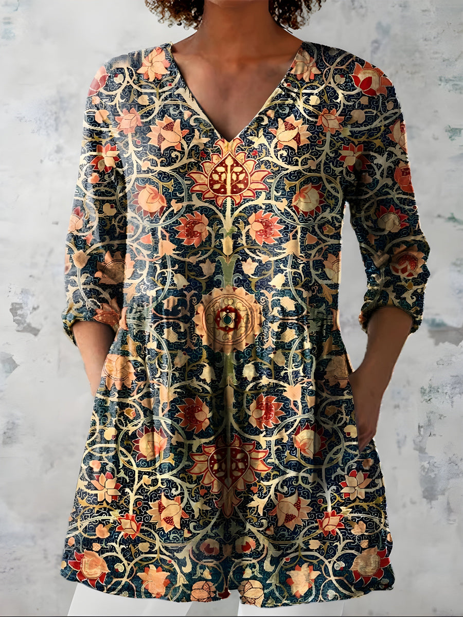 Lilian printed long blouse with long sleeves and V-neck