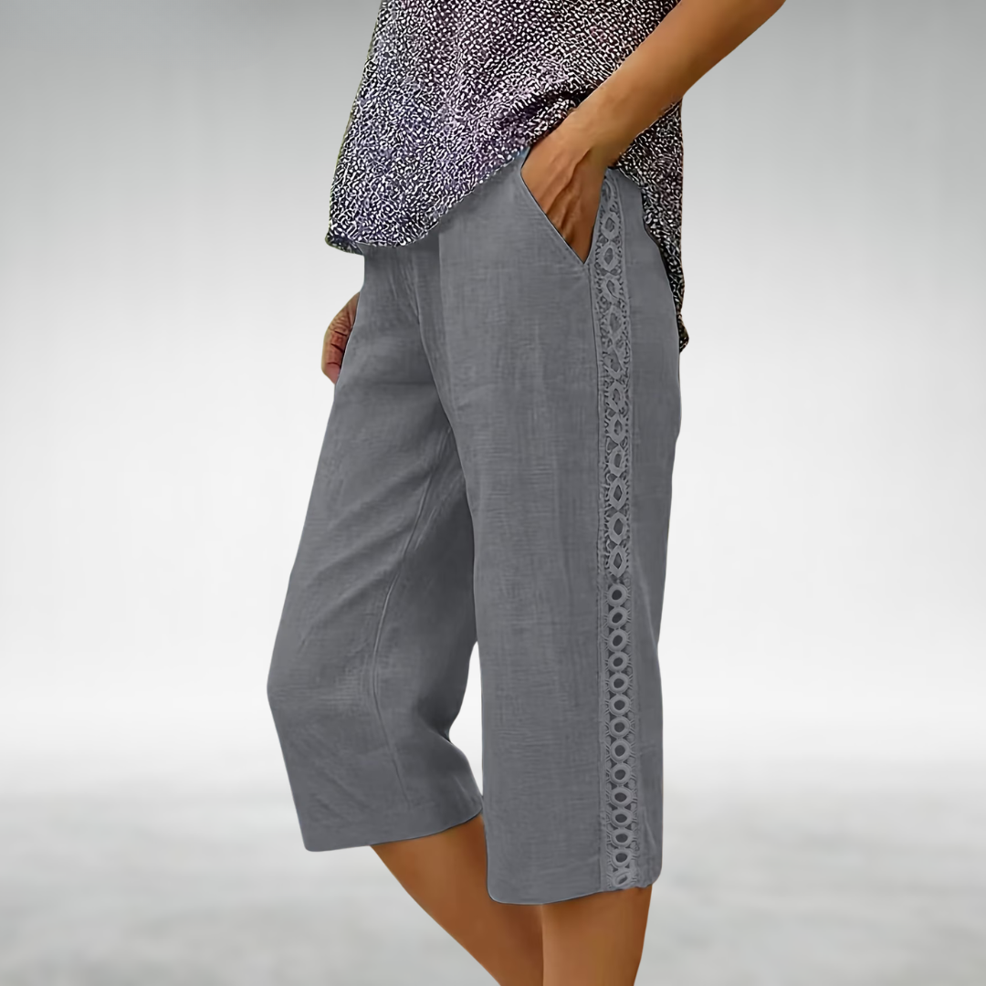Mallory shorts elastic waistband detail