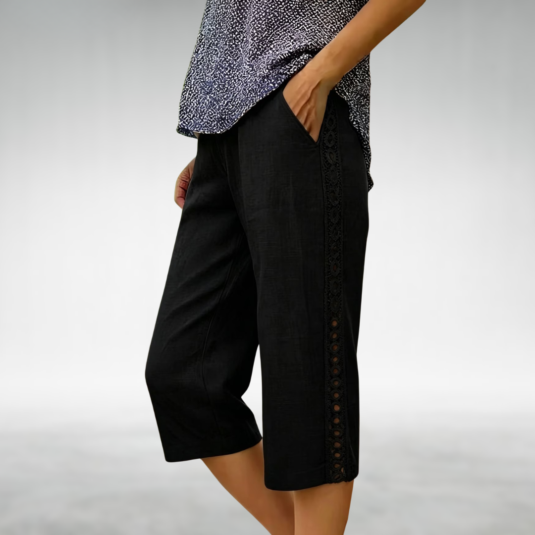 Mallory shorts side pocket detail