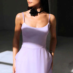 Neckline detail