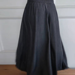 Lara pants relaxed silhouette