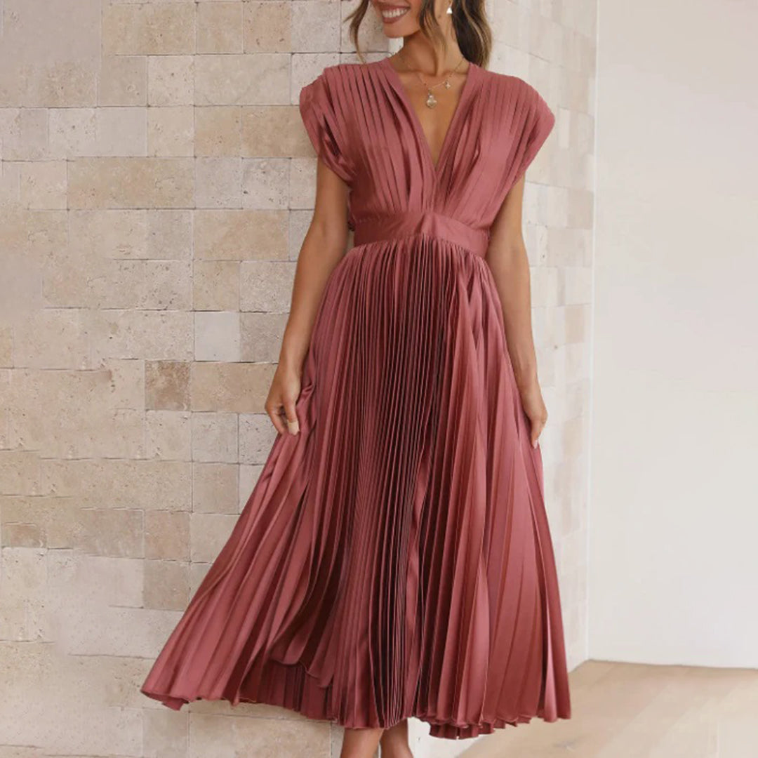 Pleated dress in chocolate brown