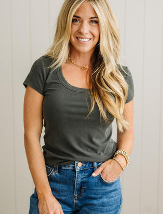 Etta scoop neck ribbed tee in charcoal
