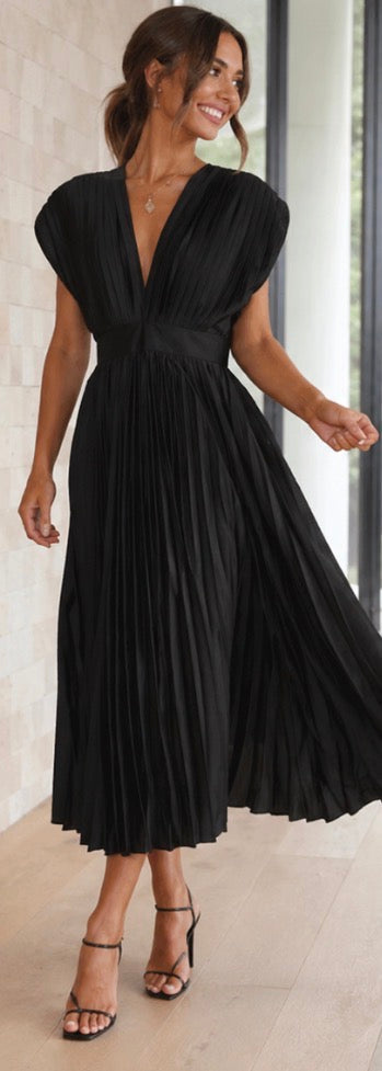 Marni Timeless Pleated Midi Dress