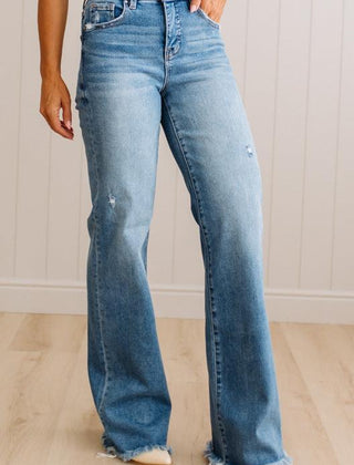 Eleanor High Rise Frayed Hem Jeans in Medium Wash