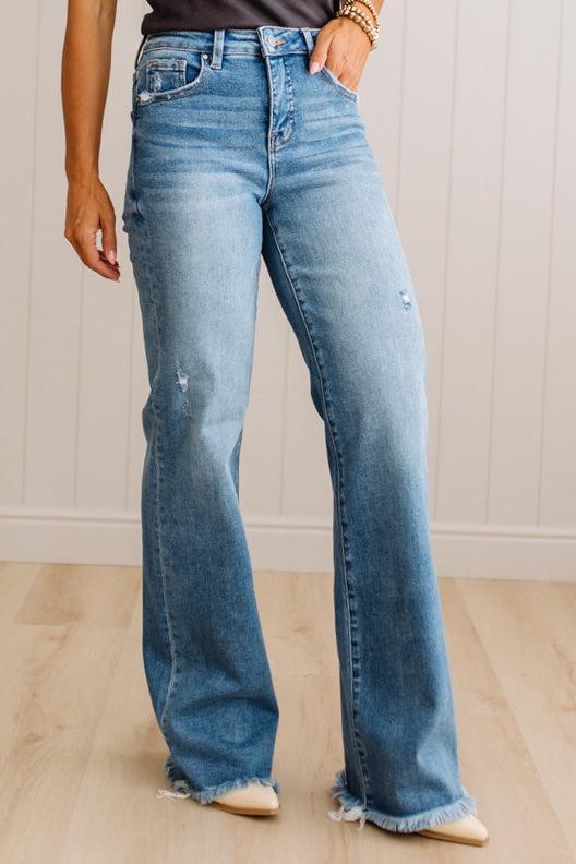 Eleanor High Rise Frayed Hem Jeans in Medium Wash
