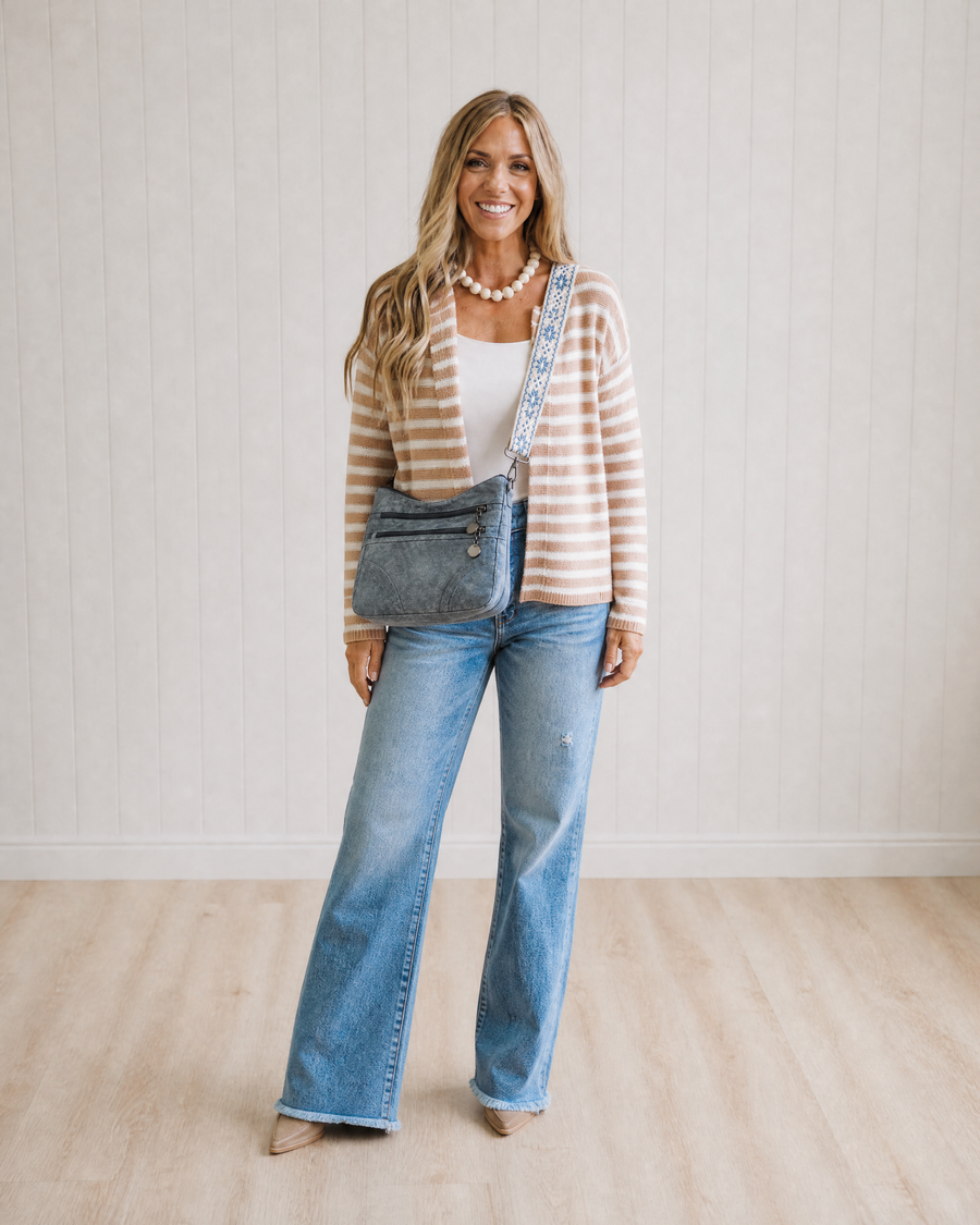 Colbie Everyday Multi-Pocket Crossbody Bag