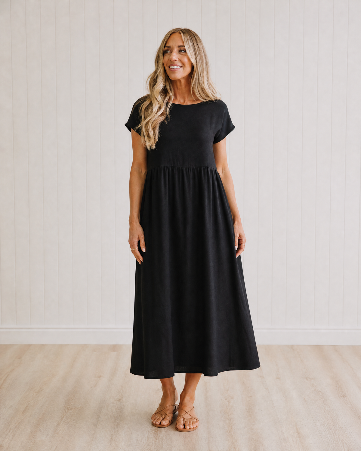 Cressida Flowing Midi Dress with Timeless Elegance