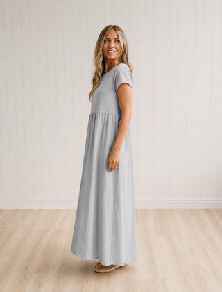 Cressida Flowing Midi Dress with Timeless Elegance