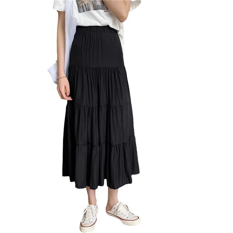 Close view of the tiered skirt fabric and drape