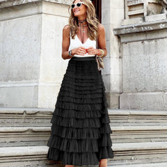 Maxi cake skirt in an alternate colour