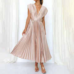Pleated V neck dress in pink
