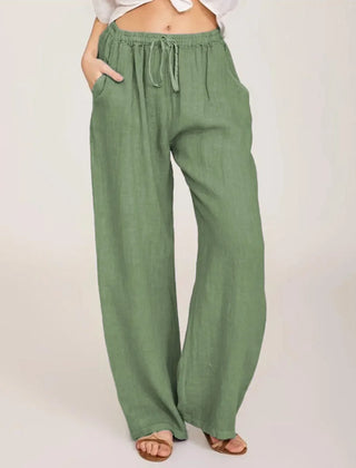 Rowyn pants wide pocket detail