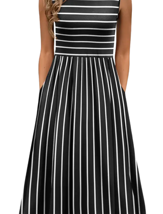 Sleeveless pocket midi dress in printed cotton