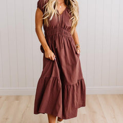 Tanya midi dress, neckline detail