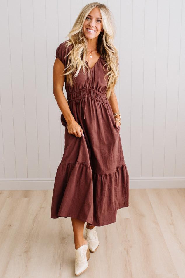 Tanya midi dress, neckline detail