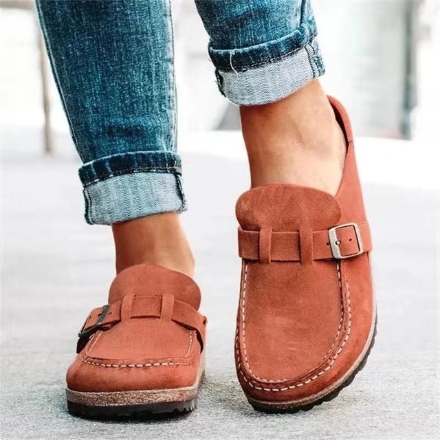 Alessia slip-on loafers in orange