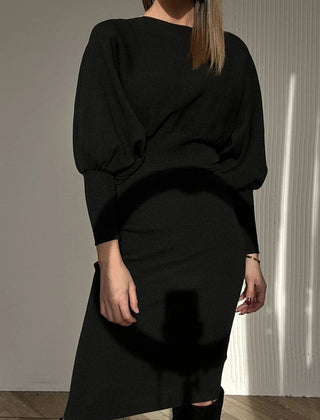 Back view of the balloon sleeve dress
