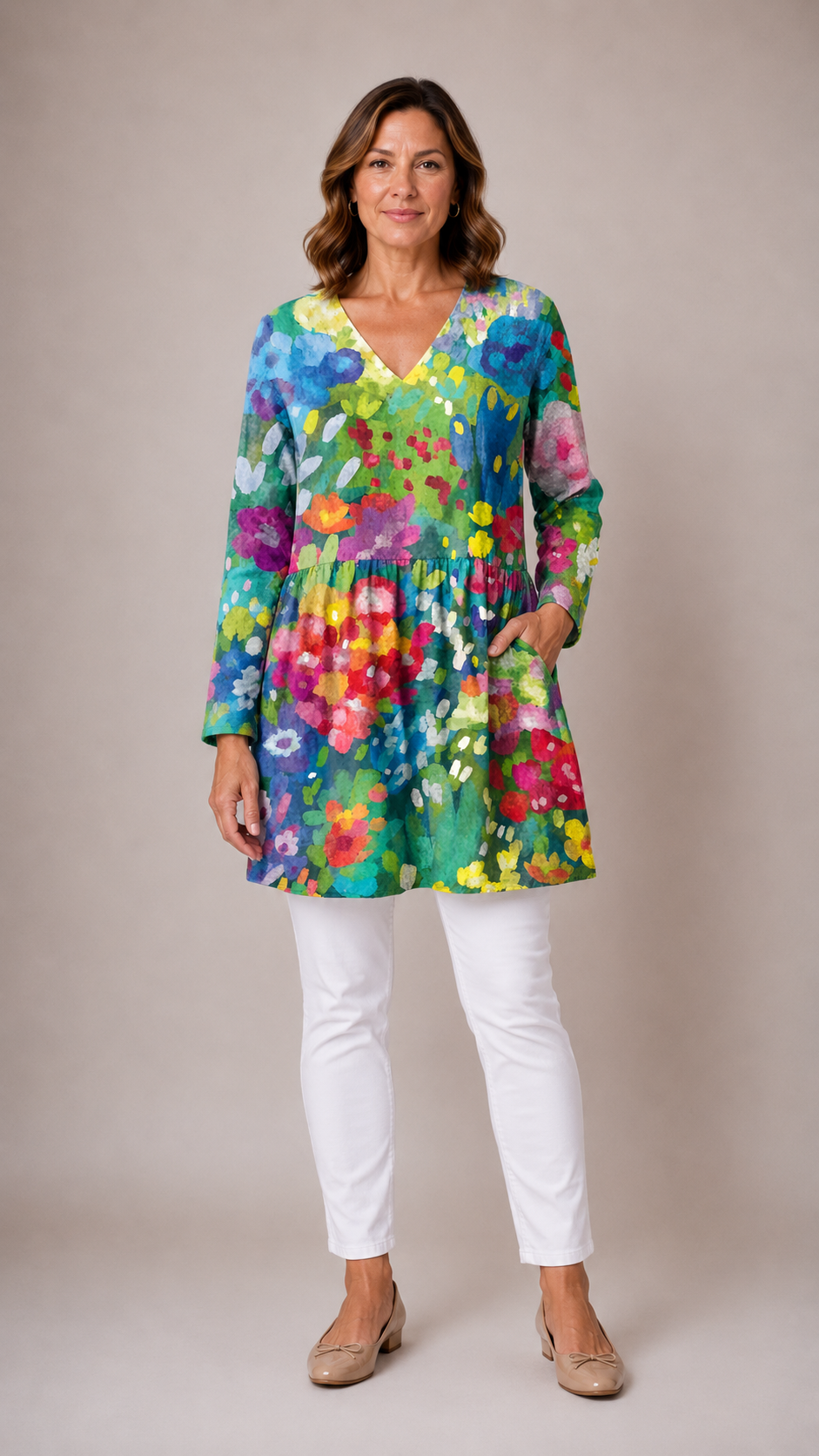 Millie long blouse with V-neck in multicolour print, front view