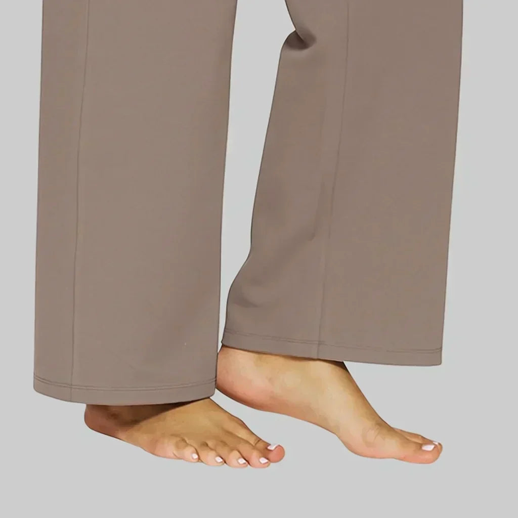 Olivia pants tapered leg and hem detail