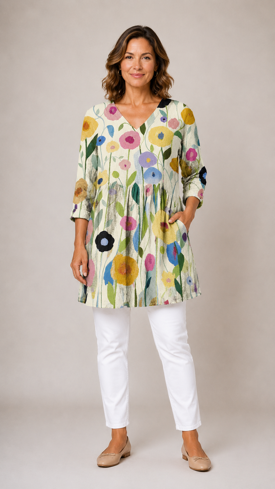Nellie long blouse with V-neck in multicoloured print, front view