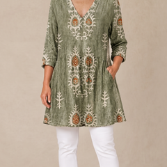 Everly long blouse with V-neck