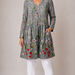 Audrey long blouse in grey, front view
