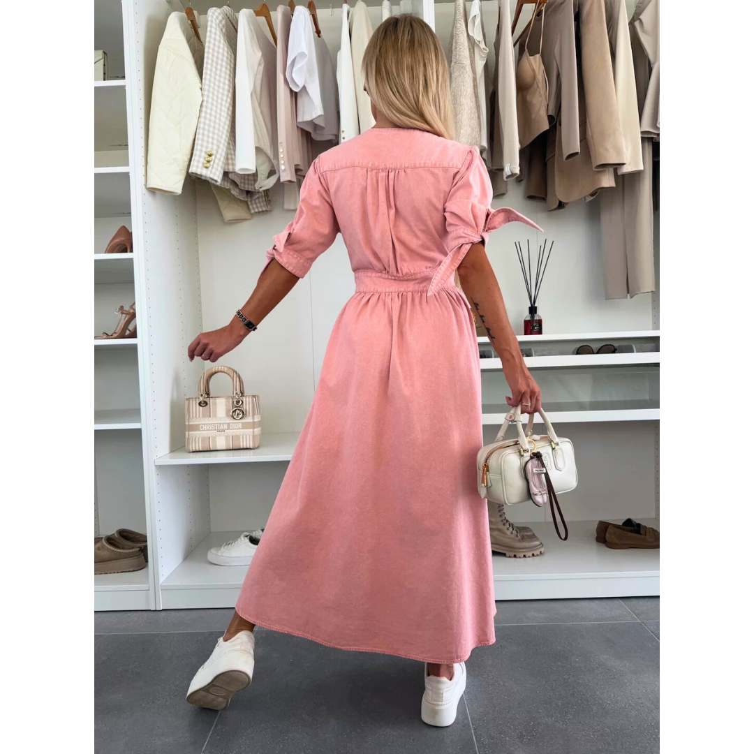 V neckline detail in pink