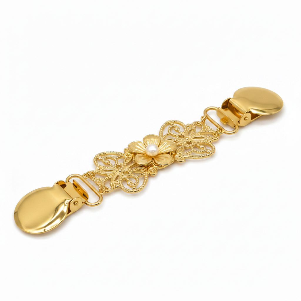 Winnie Pearl Sweater Clip, Gold Filigree Flower, side profile